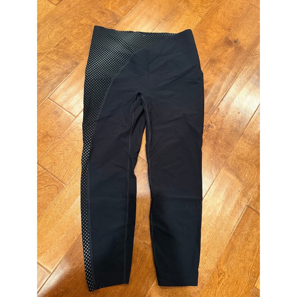 Spanx athletic size large leggings with polka dot pattern